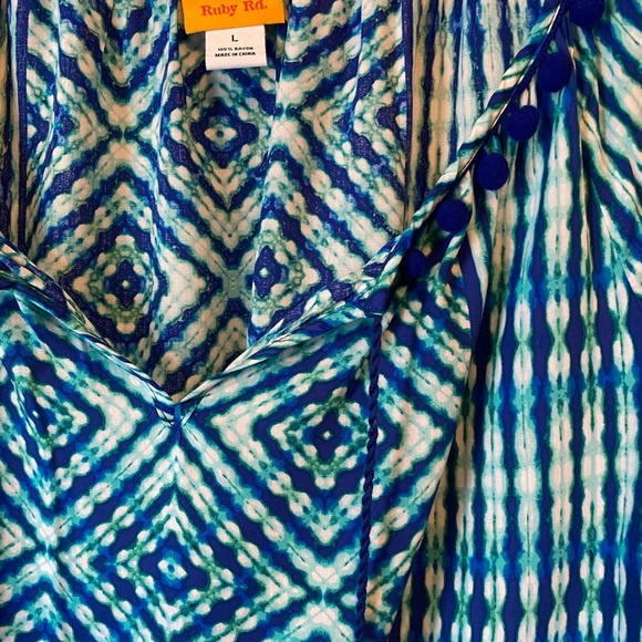 Ruby Rd top - Picture 4 of 4